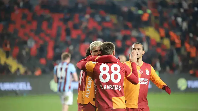Turkcell Süper Kupa'da ilk finalist Galatasaray