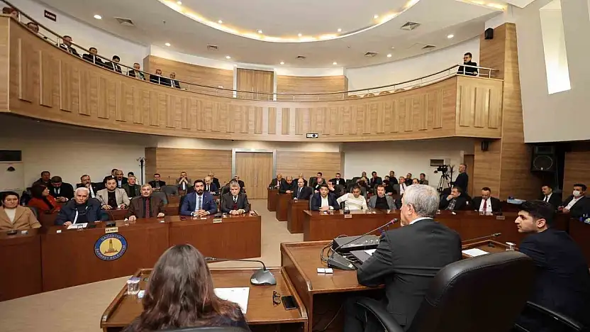 Yeni yılın ilk meclis toplantısı yapıldı