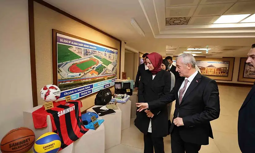 AK Parti Genel Başkan Yardımcısı Dr. Betül Sayan Kaya Şahinbey Belediyesi'nin hizmetlerini takdir etti