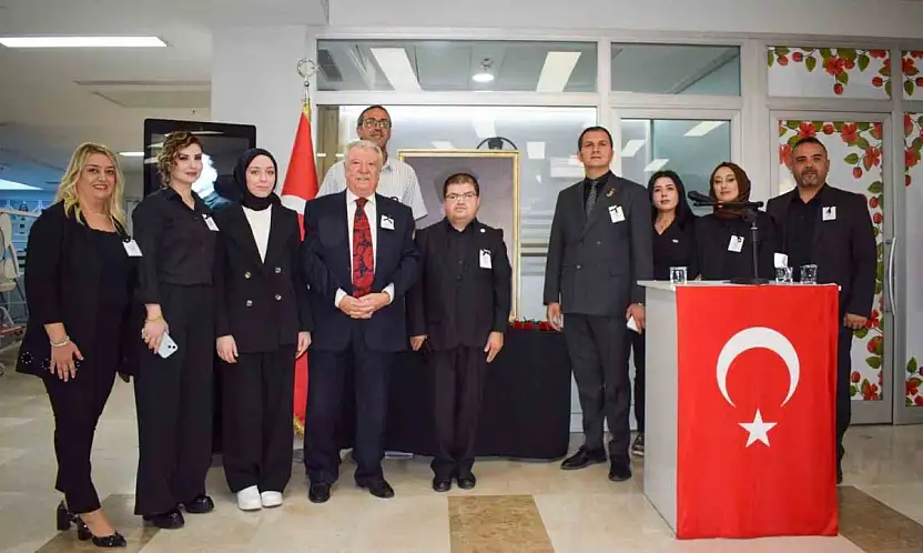 ANKA'da kalpler Atatürk için attı