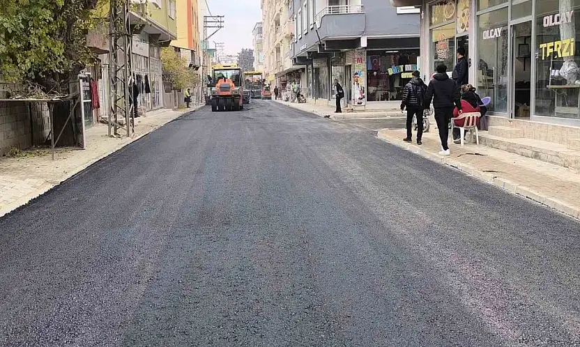 Araban'da asfalt çalışmaları aralıksız devam ediyor