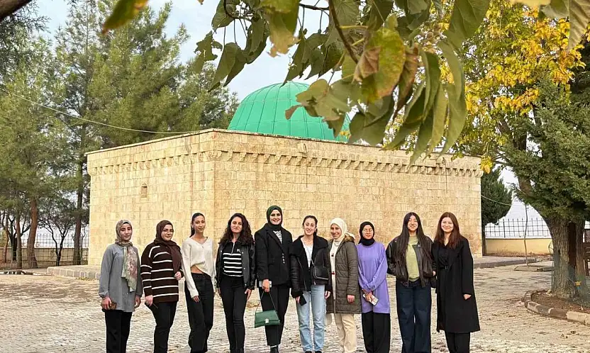 Araban KYK yurdu öğrencilerinden Sa'd Bin Ebu Vakkas Hz. türbesine ziyaret