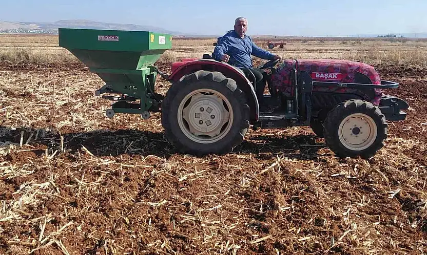 Araban Ovası'nda kuraklık ekimi 2 ay geciktirdi