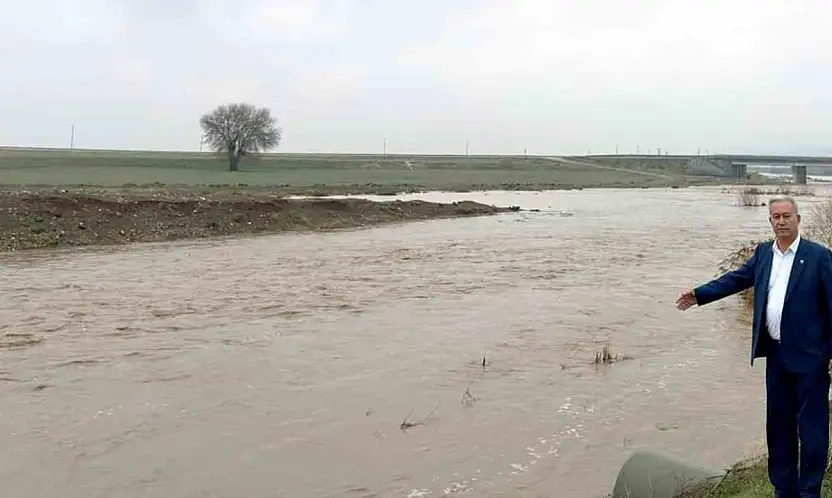 Araban Ovası'nda sağanak etkili oldu