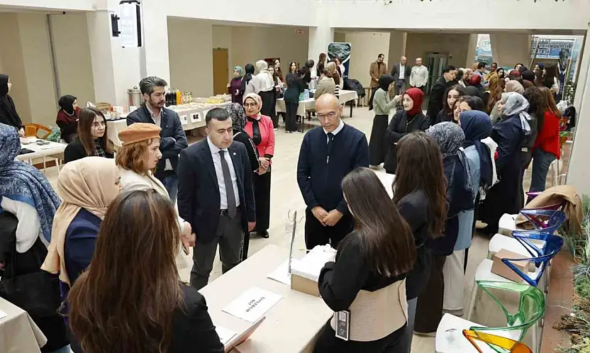Ebelikte İnovasyon Projeleri Bilim Kafe'de sergilendi