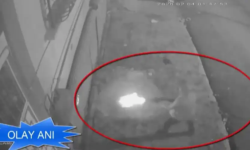 Garaja pompalı tüfekle ateş eden 2 şahıs tutuklandı: O anlar kamerada