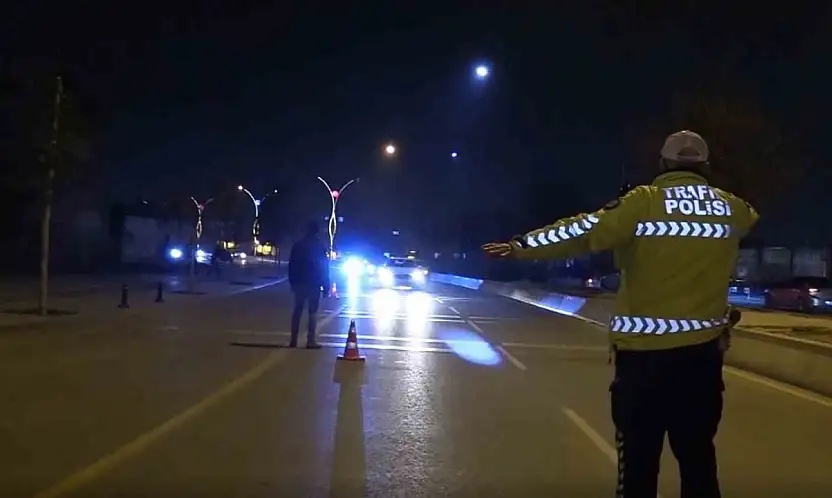 Gaziantep'te 'Huzur 27' uygulaması kapsamında 71 araca 797 bin 439 TL ceza kesildi