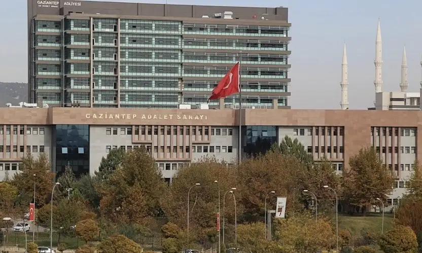 Gaziantep'te 'medyum' dolandırıcılar yargılanmaya başladı