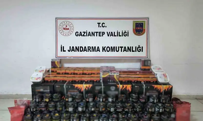 Gaziantep'te 1 milyonluk kaçak ürün ele geçirildi: 9 gözaltı