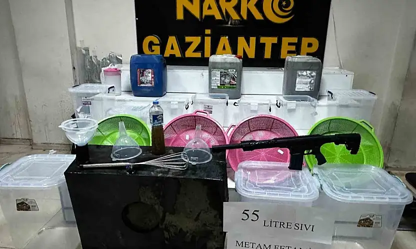 Gaziantep'te 55 litre sıvı metamfetamin ele geçirildi, 3 şahıs tutuklandı