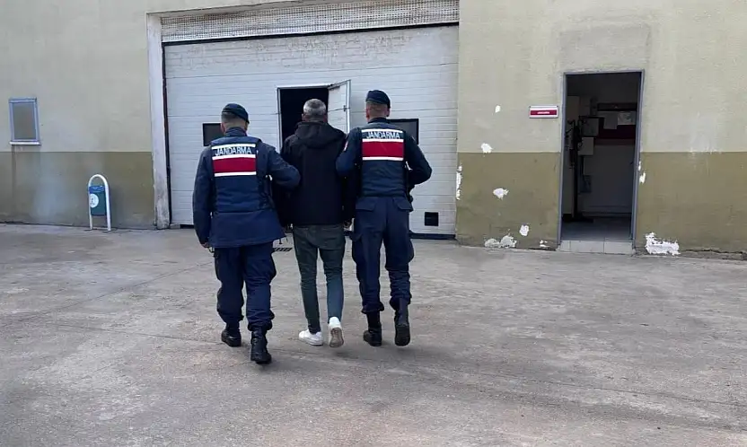 Gaziantep'te aranan 5 şahsı jandarma yakaladı