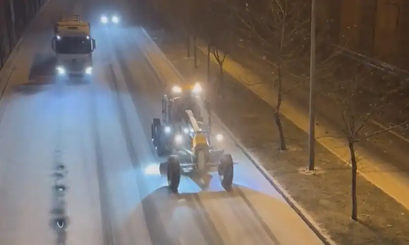 Gaziantep'te beklenen kar yağışı etkisini göstermeye başladı