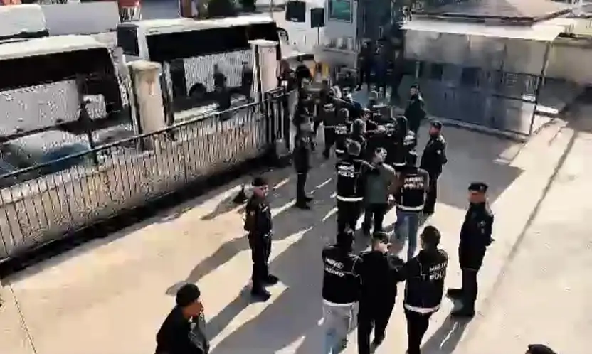 Gaziantep'te dev uyuşturucu operasyonu: 31 şüpheliden 16'sı tutuklandı, 13'ü adliyeye sevk edildi