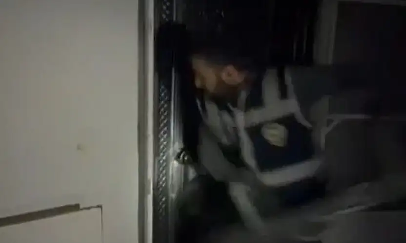 Gaziantep'te evin bodrumundan 4 ruhsatsız silah çıktı