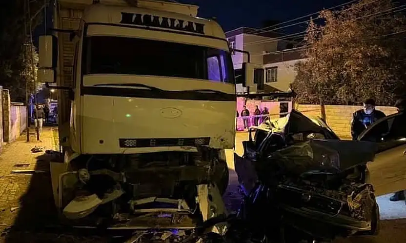 Gaziantep'te feci kaza: 2 genç hayatını kaybetti