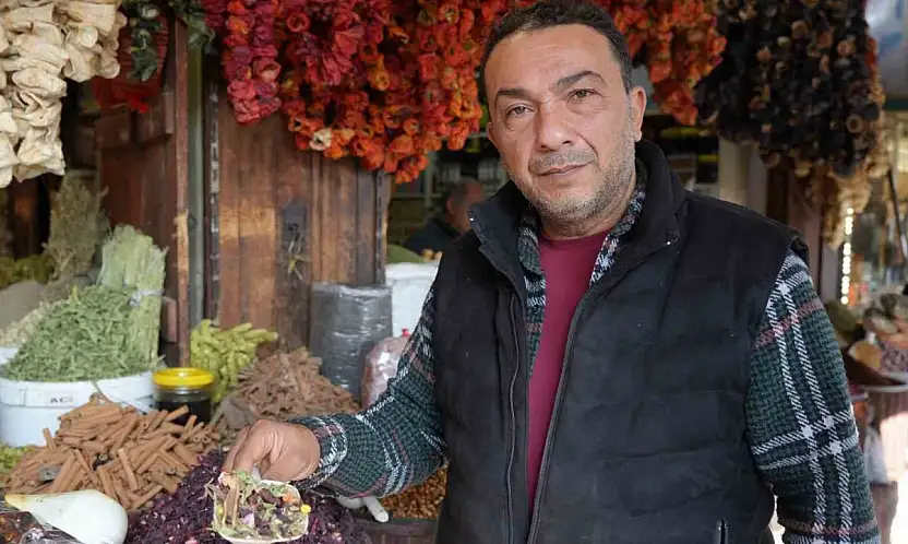 Gaziantep'te hasta olan vatandaşlar çareyi aktarlarda arıyor