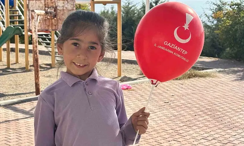 Gaziantep'te jandarma çocukları unutmadı