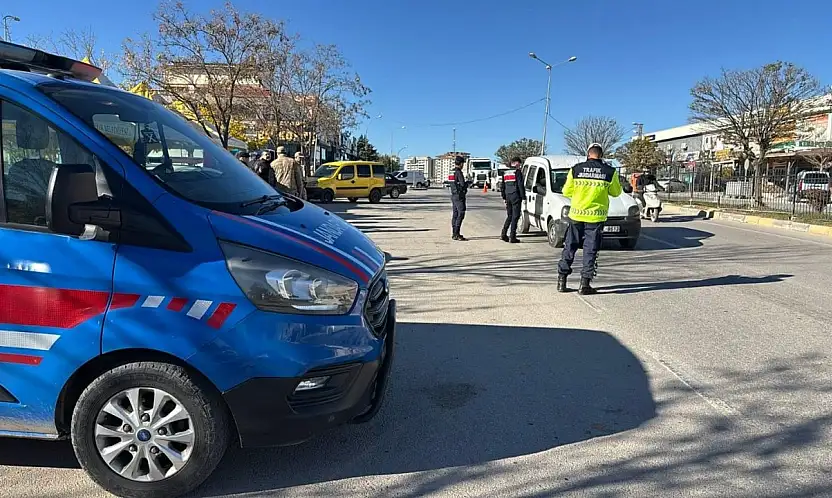 Gaziantep'te jandarmadan 'huzurlu okul önleri-huzurlu sokaklar' uygulaması
