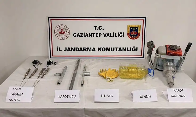 Gaziantep'te kaçak kazı yapan şahıslara jandarmadan suçüstü: 5 gözaltı