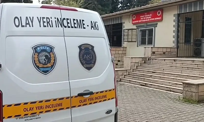Gaziantep'te kocası tarafından öldürülen kadının cenazesi ailesine teslim edildi