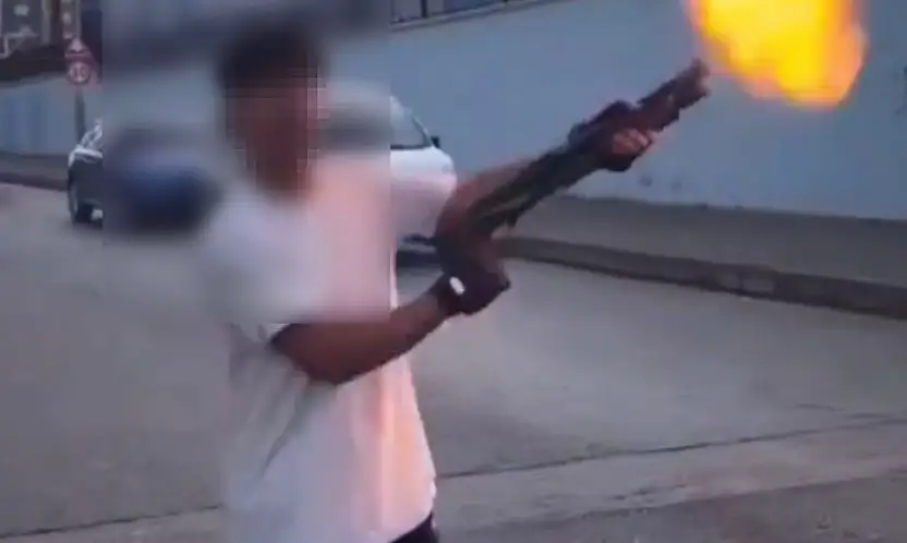 Gaziantep'te şok görüntüler: 3 şahıs pompalı tüfekle rastgele ateş açtı