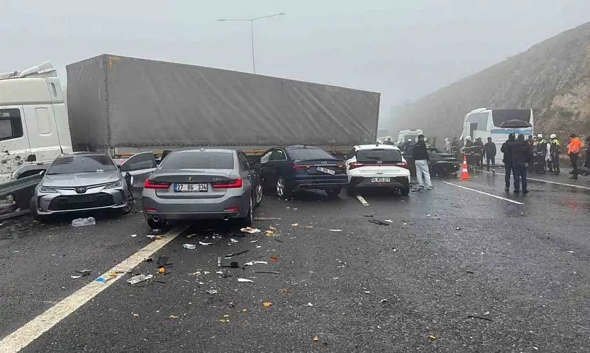 Gaziantep'te zincirleme kazada ağır yaralanan hemşire 11 gündür süren yaşam savaşını kaybetti
