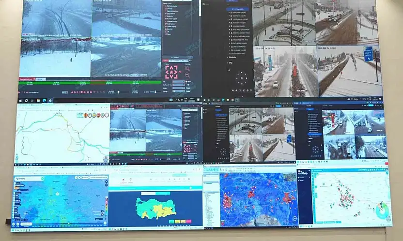 Gaziantep Valisi Çeber: 'Trafiğe kapalı yolumuz yok'