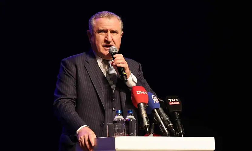 Gençlik ve Spor Bakanı Bak: 'Savunma sanayisinde her alanda yatırım yapan bir Türkiye var'