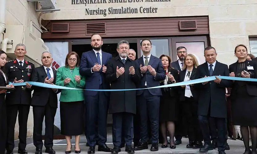 HKÜ'de Hemşirelik Simülasyon Merkezi ile İleri Araştırma ve Uygulama Laboratuvarı açıldı