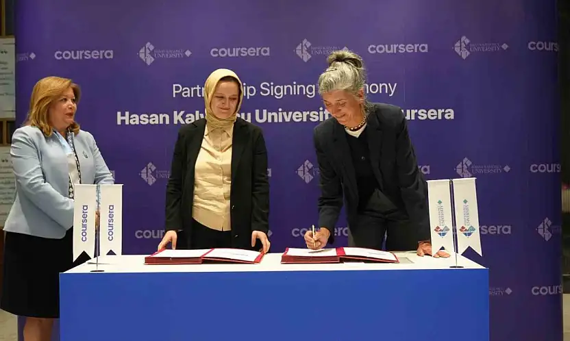 HKÜ'den uluslararasılaşma yolunda büyük bir atılım daha