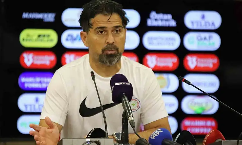 İlhan Palut: 'Sahadaki görüntüye göre beraberliğin ideal bir sonuç olduğunu söyleyebilirim'