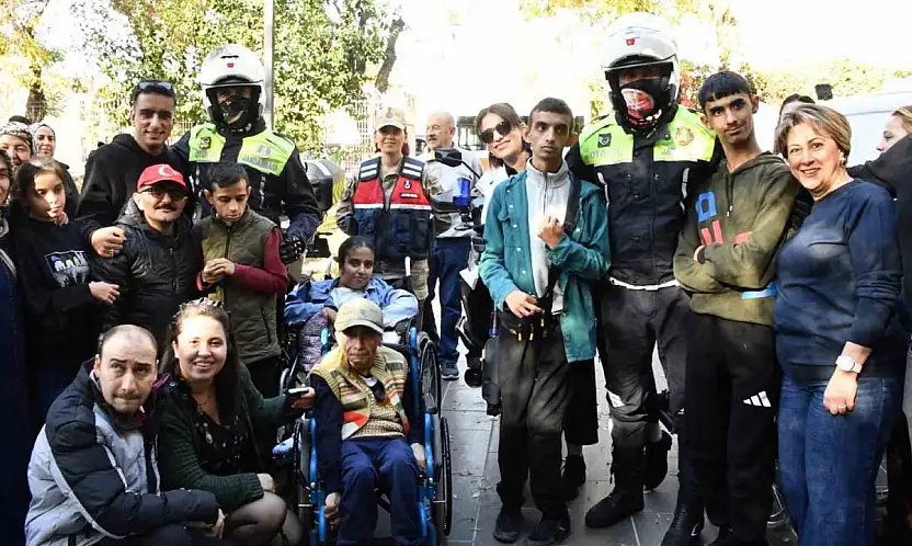 Jandarmadan özel ihtiyaçlı çocuklara anlamlı ziyaret
