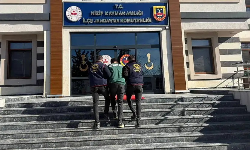 Kesinleşmiş 10'ar yıl cezayla aranan 2 şahıs yakalandı