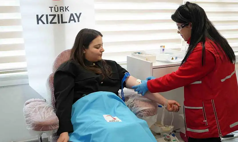 Kızılay'a 3 milyonuncu kan bağışı Gaziantep'ten