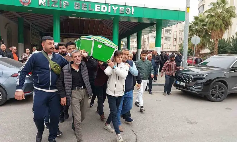 Motosiklet kazasında hayatını kaybeden genç memleketinde defnedildi