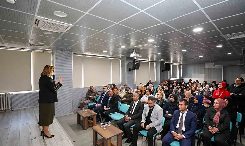 Şahin: 'Çocuklarda tek tip başarı doğru değil, onları erken yaşta yeteneklere göre yönlendirmek gerekiyor'