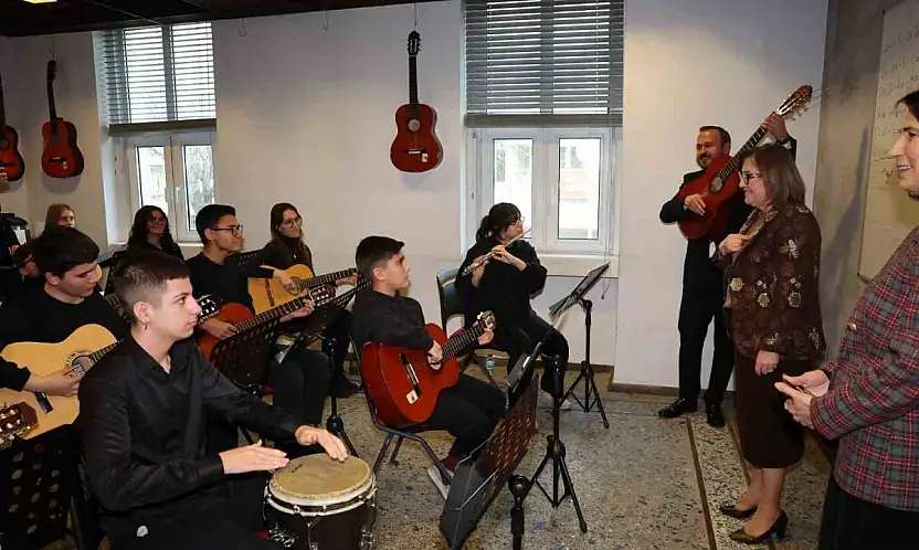 Şahin'den yarıyıl tatili atölyelerine ziyaret