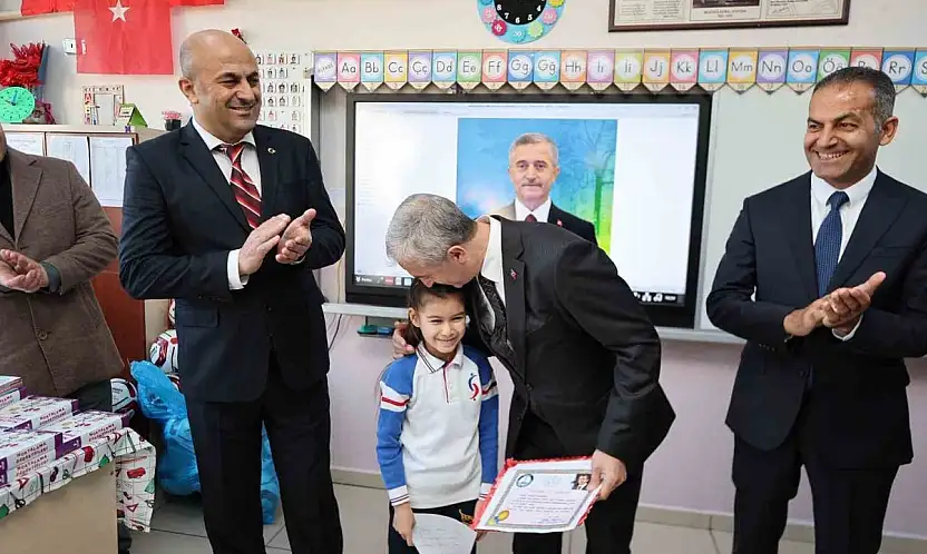 Şahinbey Belediyesi'nden öğrencilere sömestr tatilinde 1 milyondan fazla kitap