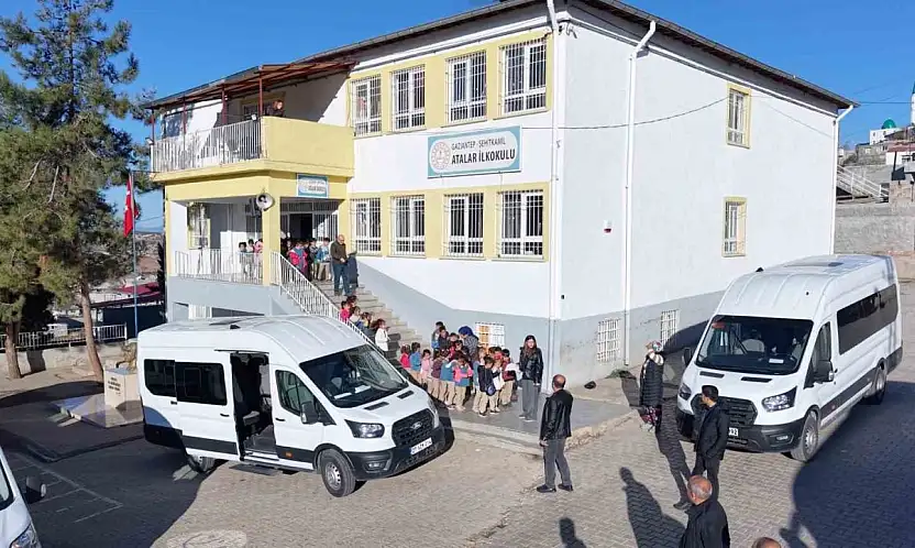 Şehitkamil 3. Çocuk Tiyatrosu Günleri'nde perde açıldı