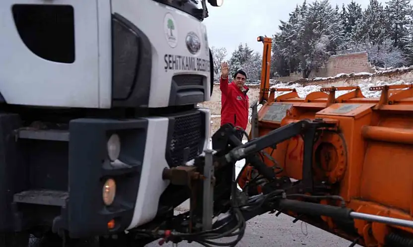Şehitkamil'de kar mesaisi