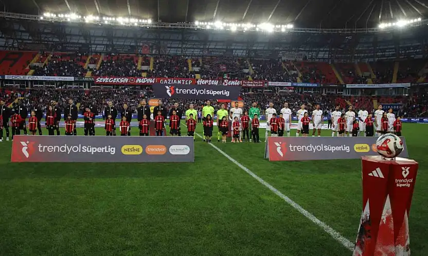Trendyol Süper Lig: Gaziantep FK: 0 - Eyüpspor: 1 (Maç devam ediyor)