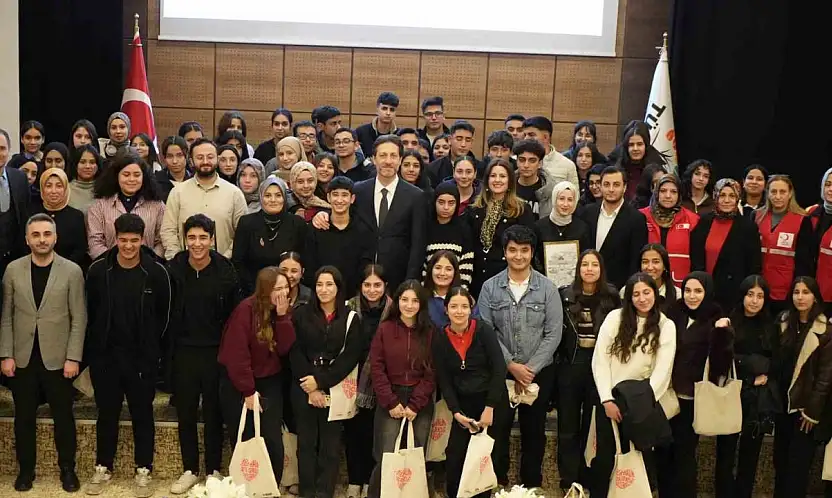 TÜRGEV'in 'İyilik Halini Artır, Gençliği Güçlendir' projesi tamamlandı