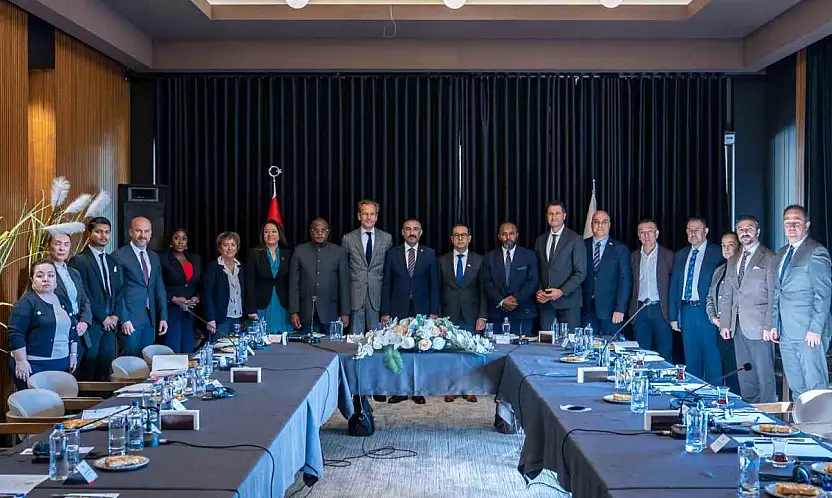 Yıldırım: 'Diplomasiyi ticaretle, ticareti kalkınmayla birleştirmek istiyoruz'