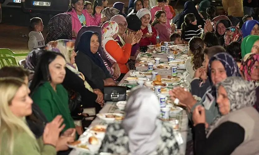 Yılmaz'a Kozluyazı'da miting gibi karşılama